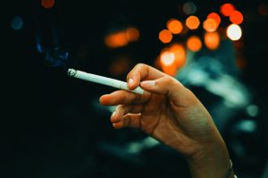 Does smoking slow down height growth?